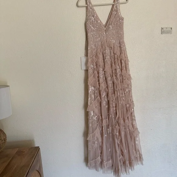 MAC DUGGAL | SEQUINED SCALLOP RUFFLE TIERED V NECK GOWN #9162 - Picture 12 of 16